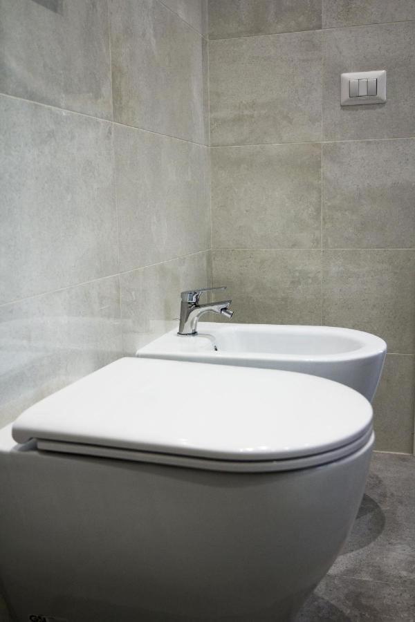 Rosa'S House Rome Airport Apartment ฟิวมิชีโน ภายนอก รูปภาพ