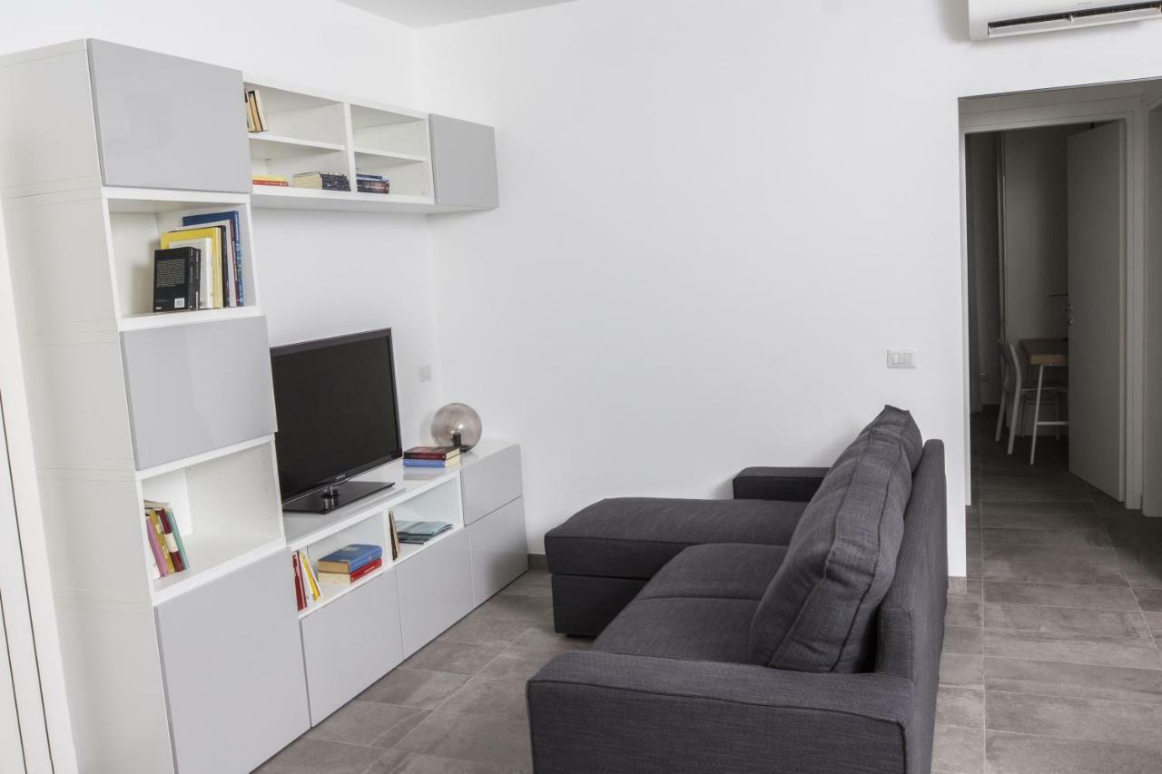 Rosa'S House Rome Airport Apartment ฟิวมิชีโน ภายนอก รูปภาพ