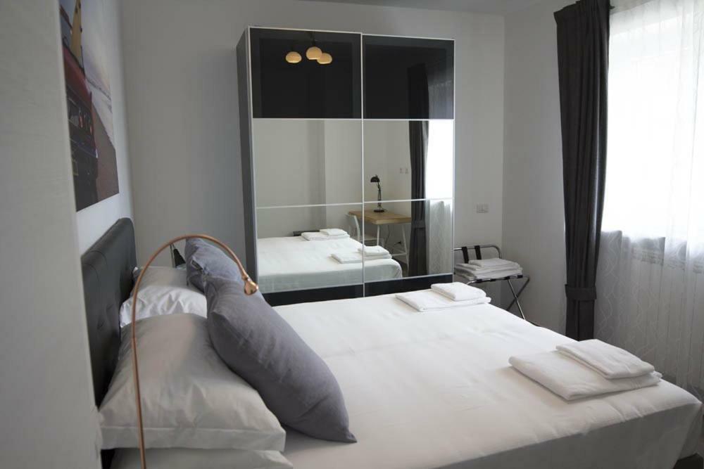 Rosa'S House Rome Airport Apartment ฟิวมิชีโน ภายนอก รูปภาพ