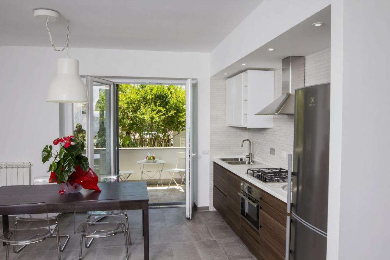 Rosa'S House Rome Airport Apartment ฟิวมิชีโน ภายนอก รูปภาพ