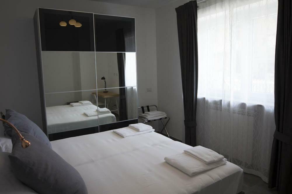 Rosa'S House Rome Airport Apartment ฟิวมิชีโน ภายนอก รูปภาพ